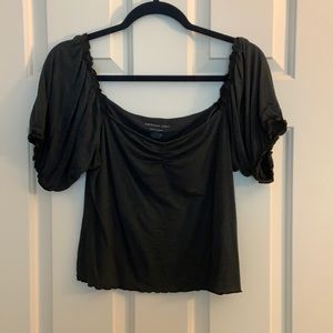 AEO Dark grey crop top with puffy sleeves
